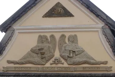 Kaplica Czaszek w Czermnej